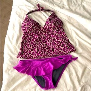 Preowned Victoria Secret Tankini set.